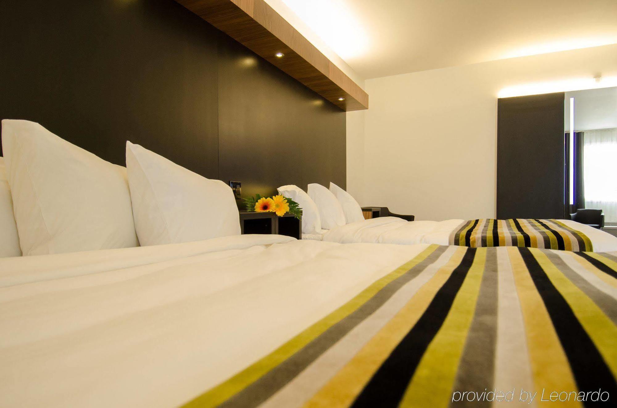 Hotel Le Littoral ケベックシティ エクステリア 写真